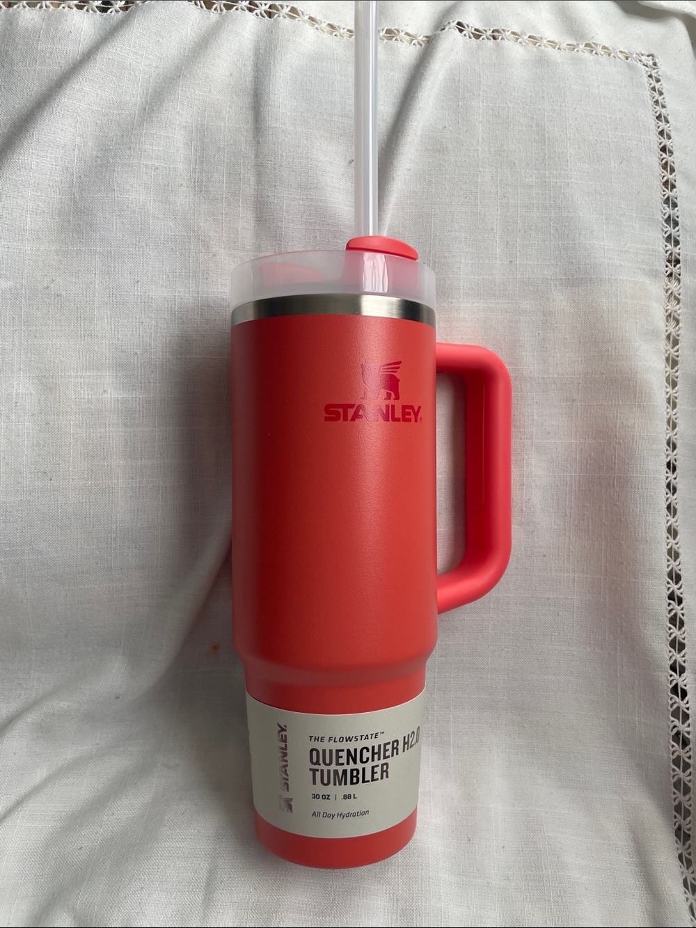 Stanley Coral Quencher H2.0 Tumbler with Handle and Straw 3O OZ NEW